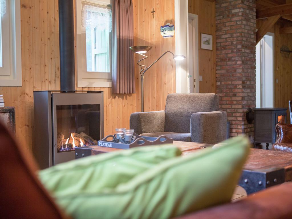 Luxurious Chalet In Oud Turnhout With Large Garden Villa Oud-Turnhout Екстериор снимка